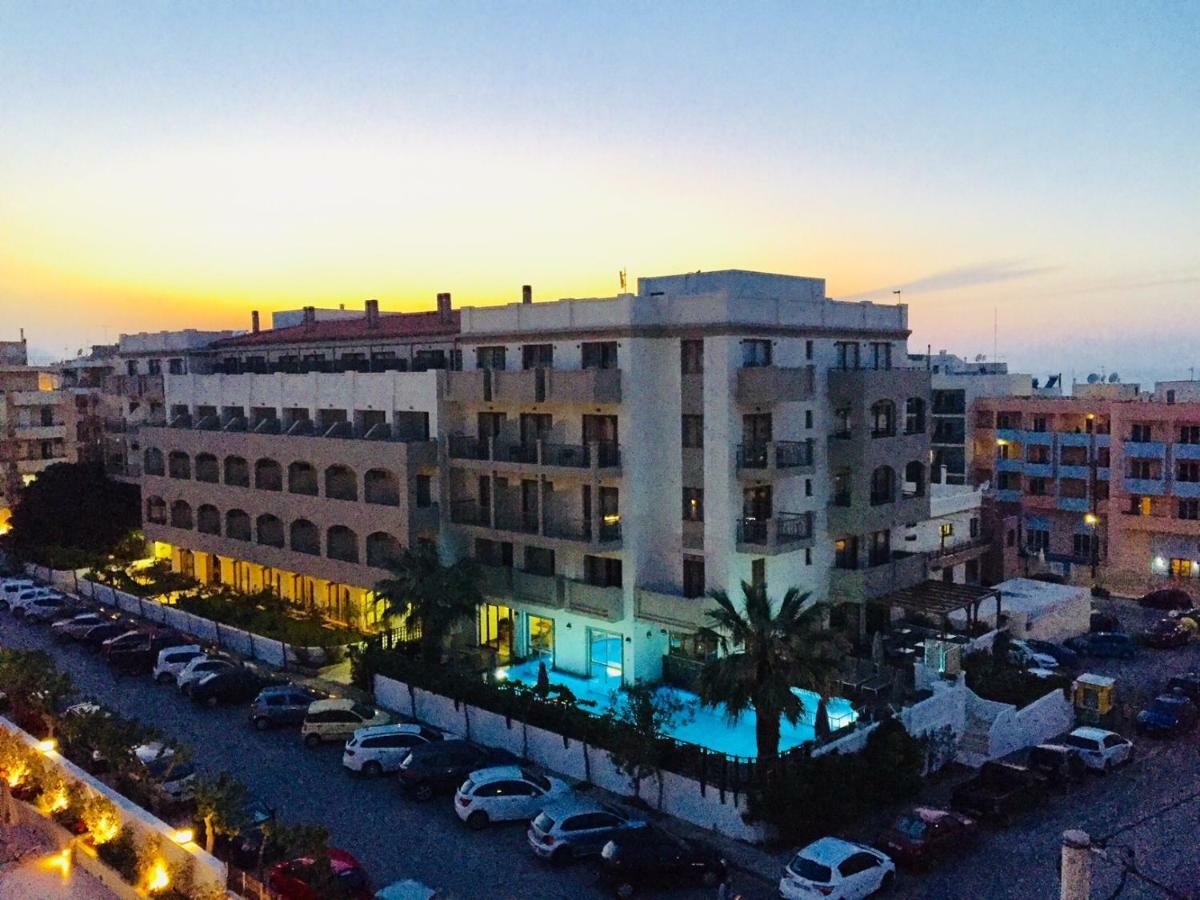 Sol & Mare - Beach Front ريثيمنو المظهر الخارجي الصورة